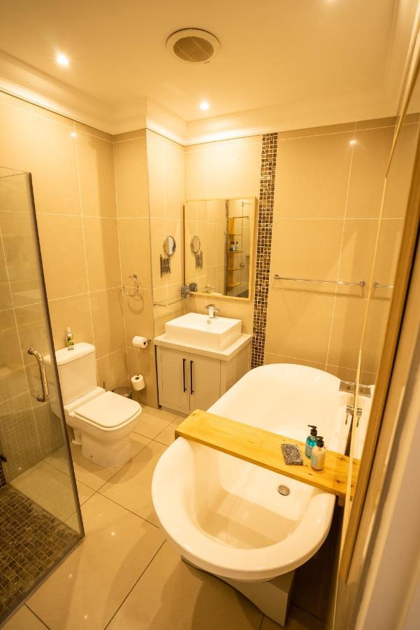 Deja Blue Beachfront Villa, Newly Renovated Langstrand Eksteriør billede