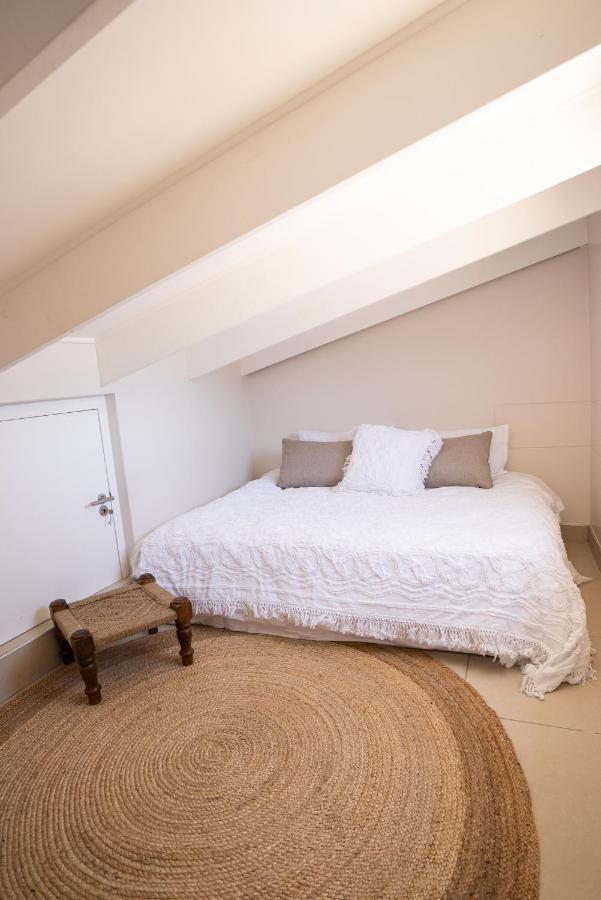 Deja Blue Beachfront Villa, Newly Renovated Langstrand Eksteriør billede
