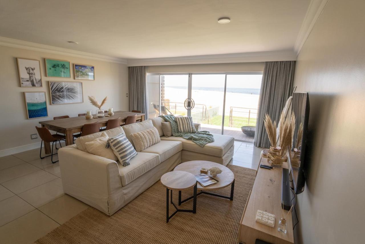 Deja Blue Beachfront Villa, Newly Renovated Langstrand Eksteriør billede