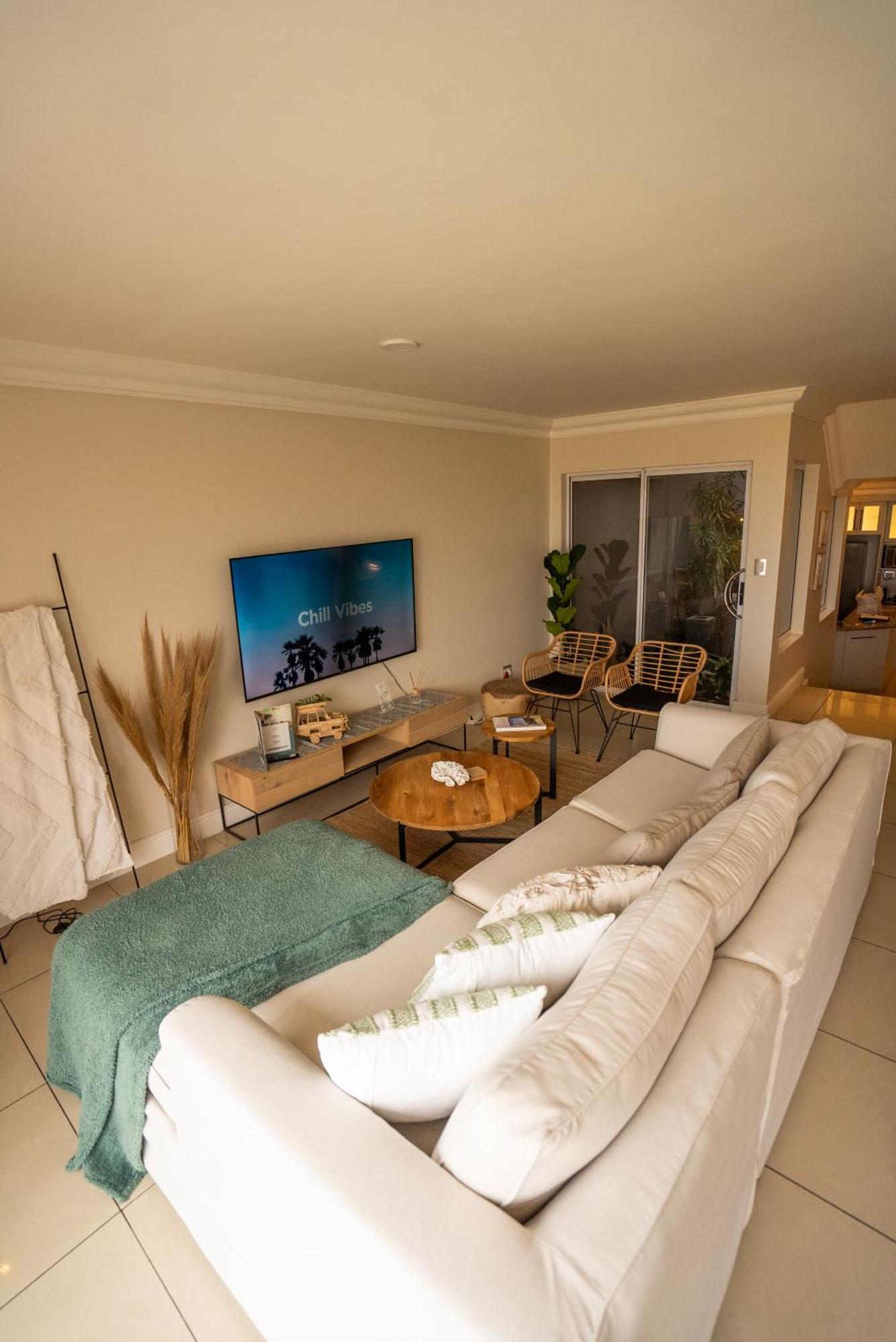 Deja Blue Beachfront Villa, Newly Renovated Langstrand Eksteriør billede